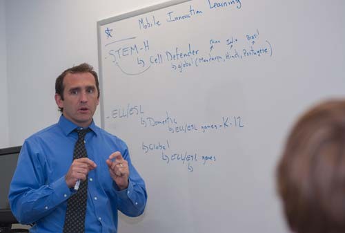 Matt Dunleavy lecturing in class