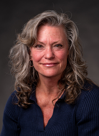 Headshot of Tricia Easterling