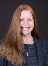 Headshot of Renee Huth