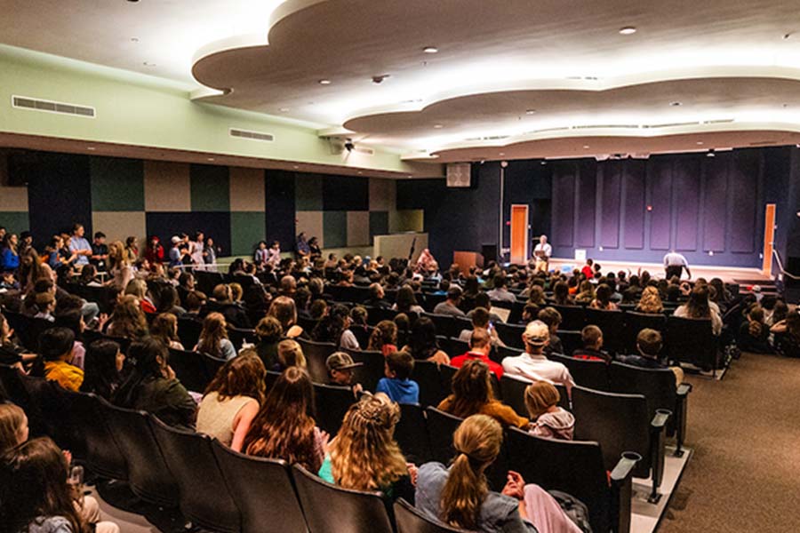 Crowds fill the auditorium in Radford's Hurlburt Student Center for Virginia History Day